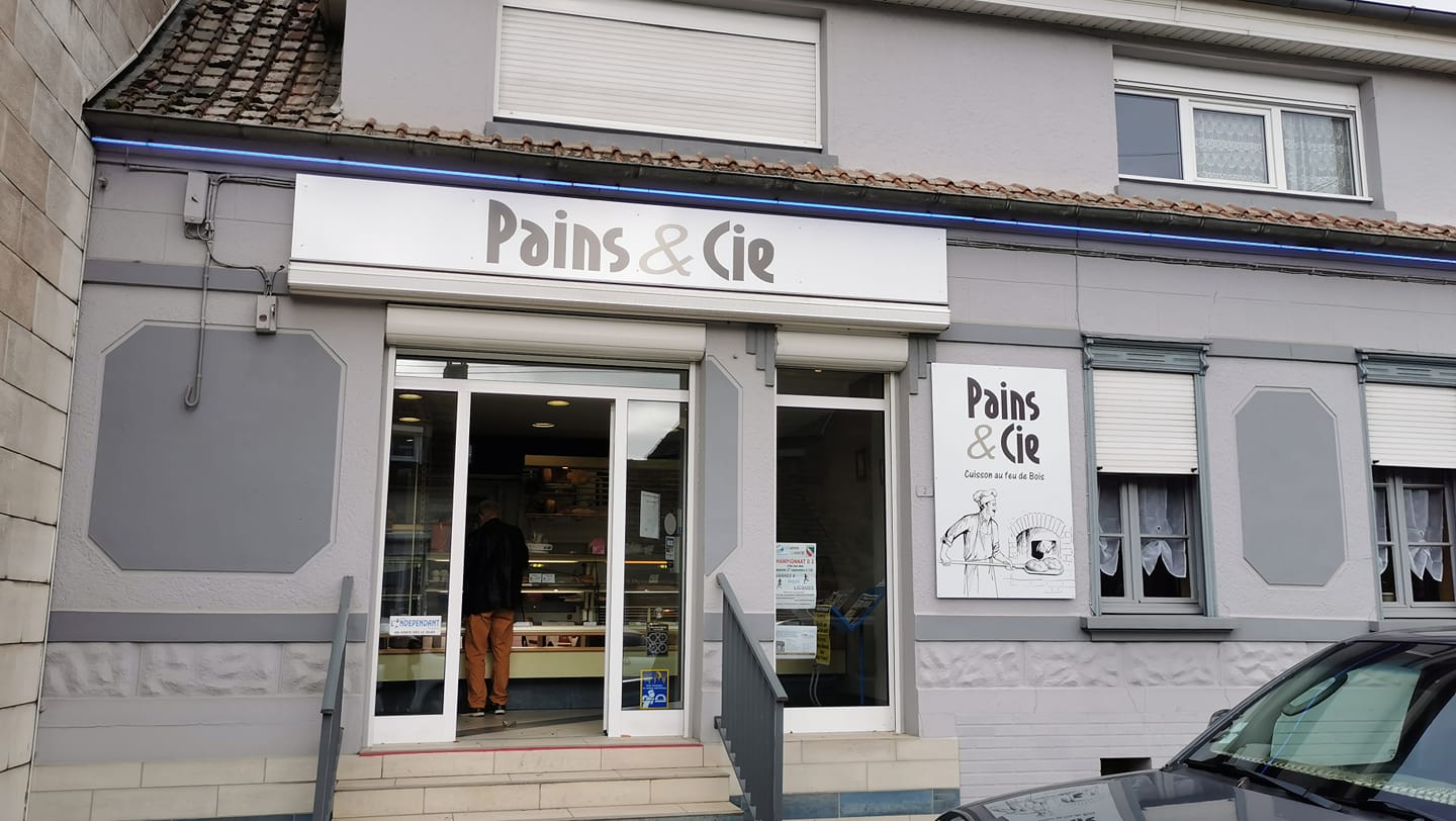 Devanture de Pains & Cie à Lumbres